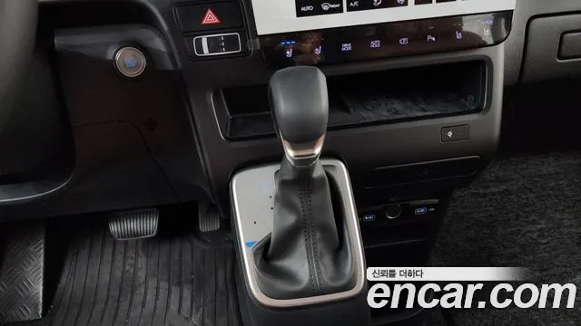 Hyundai Staria — Фото автомобиля 12