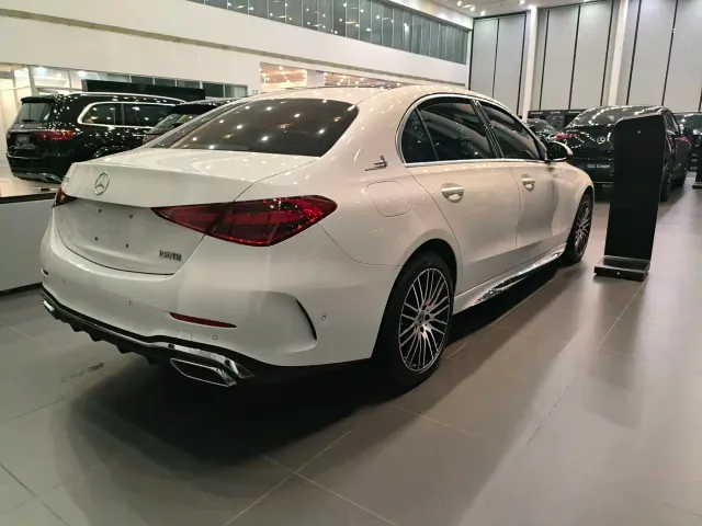 Mercedes-Benz C-Class — Фото автомобиля 14