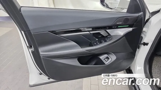 BMW 5 Series G60 — Фото автомобиля 24