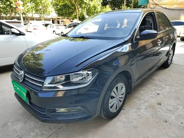 Фотография автомобиля — Volkswagen Santana