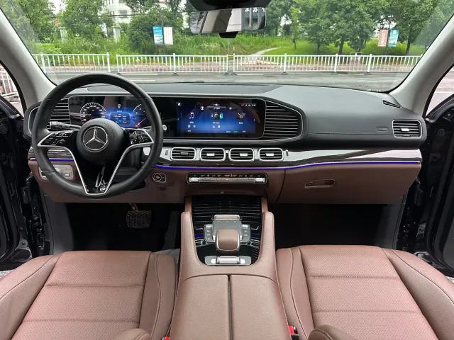 Mercedes-Benz GLE-Class — Фото автомобиля 11