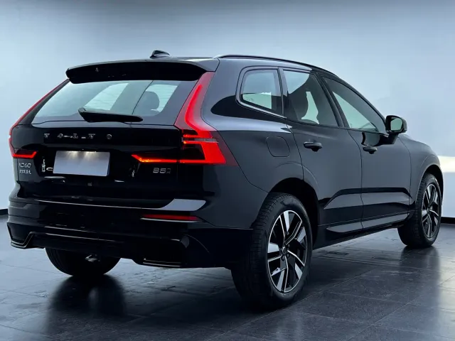 Volvo XC60 — Фото автомобиля 15