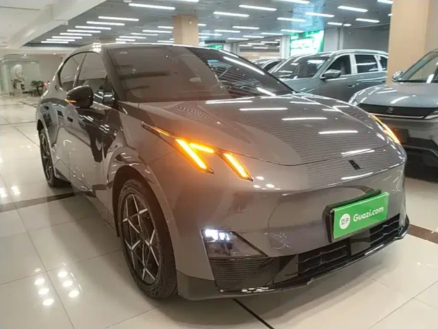Lynk & Co Z20 — Фото автомобиля 3