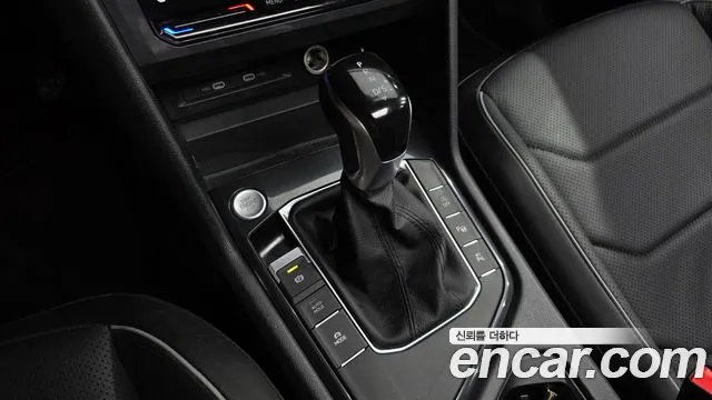 Volkswagen Tiguan — Фото автомобиля 9
