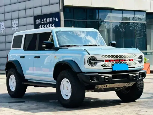 Ford Bronco — Фото автомобиля 8