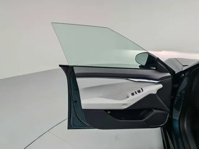 Xpeng P7 — Фото автомобиля 22