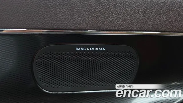 Genesis G90 Бензин 3.5 турбо AWD — Фото автомобиля 29
