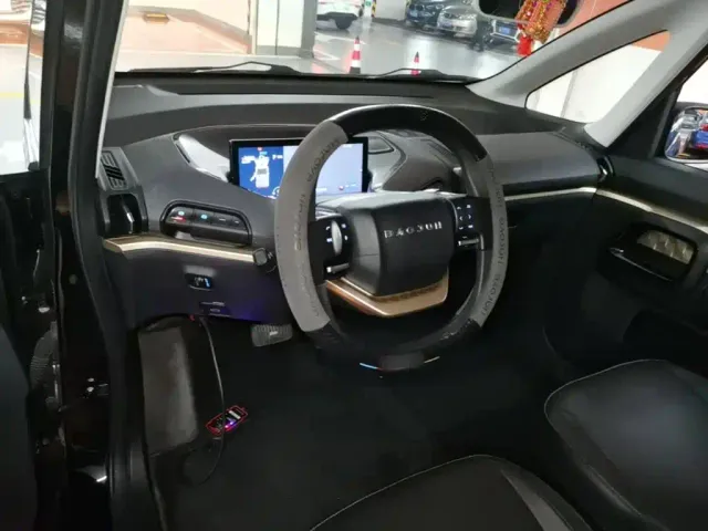 Baojun KiWi EV — Фото автомобиля 9