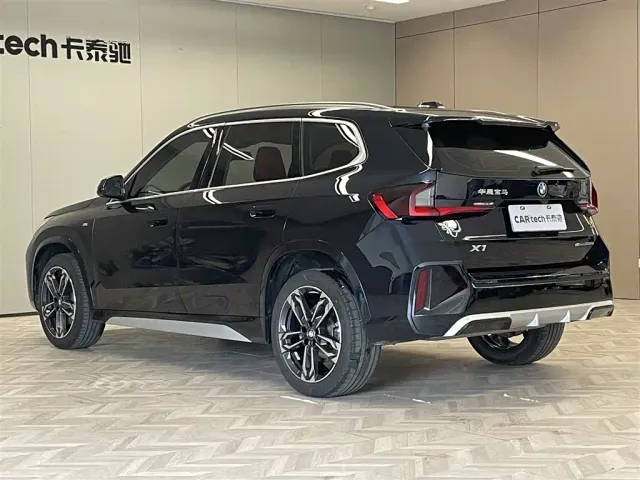BMW X1 — Фото автомобиля 7