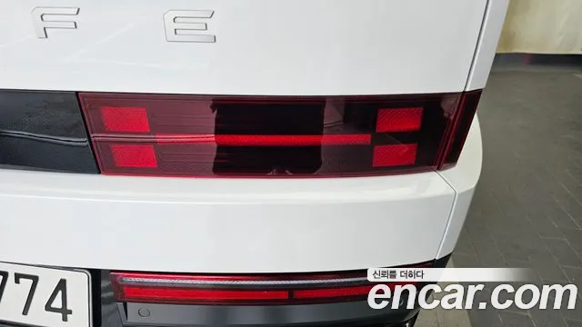 Hyundai Santafe Santa Fe (MX5) Бензин 2.5T 2WD — Фото автомобиля 23