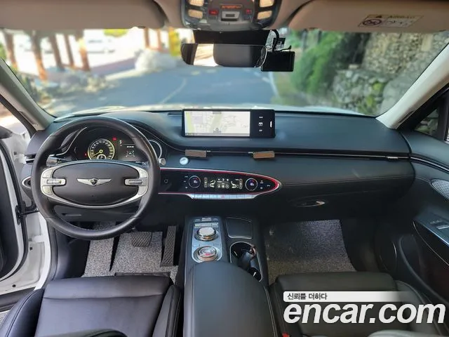 Genesis GV70 — Фото автомобиля 6