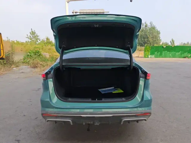 Geely Galaxy L6 — Фото автомобиля 18
