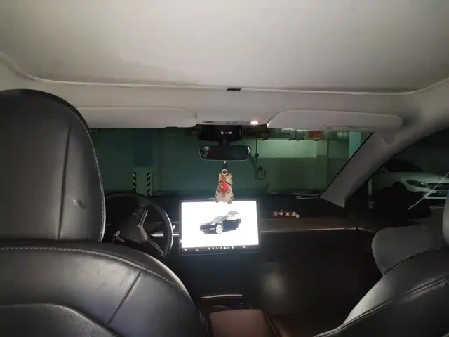Tesla Model Y — Фото автомобиля 8