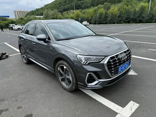 Audi Q3 — Фото автомобиля 3