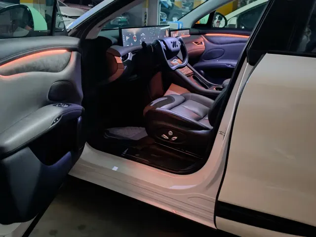 IM Motors LS6 — Фото автомобиля 10