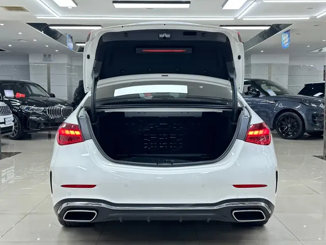 Mercedes-Benz C-Class — Фото автомобиля 7