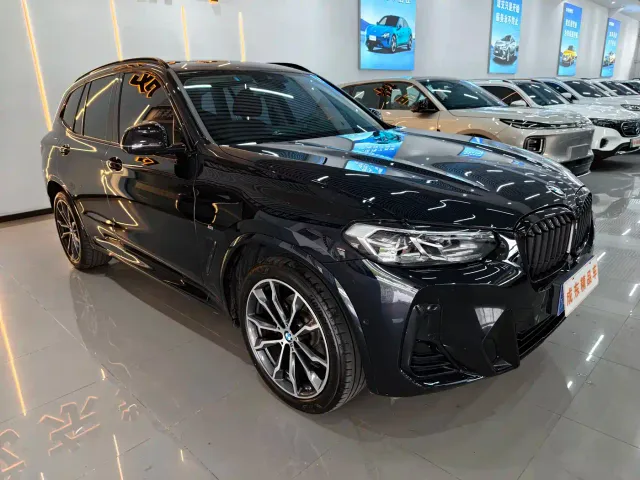BMW X3 — Фото автомобиля 3