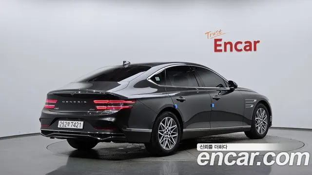 Genesis G80 RG3 — Фото автомобиля 2