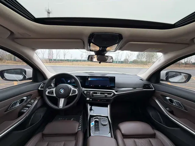 BMW i3 — Фото автомобиля 4