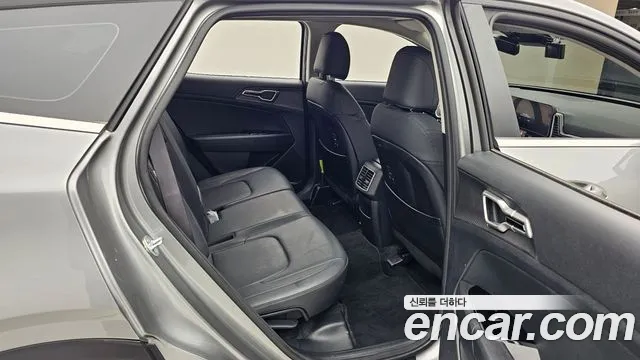 Kia Sportage Sportage 5-е поколение Дизель 2.0 2WD — Фото автомобиля 12