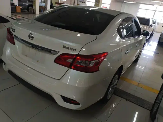 Nissan Sylphy — Фото автомобиля 6