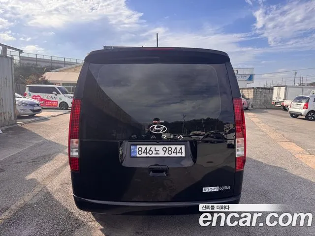 Hyundai Staria — Фото автомобиля 7