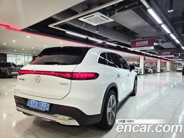 Mercedes-Benz EQS — Фото автомобиля 3