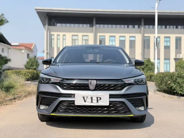 Roewe i5 — Фото автомобиля 2