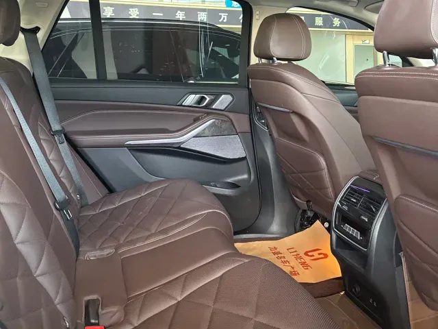 BMW X5 — Фото автомобиля 7