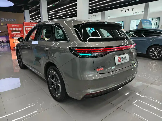 Shangjie SUV — Фото автомобиля 17