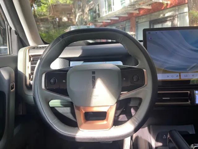 iCAR 03 — Фото автомобиля 8