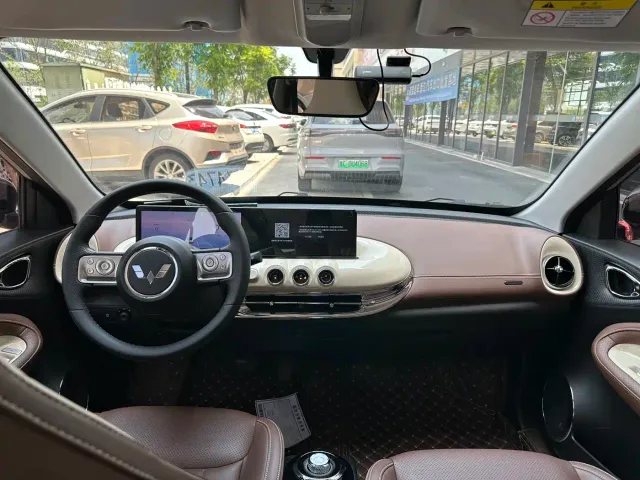 Wuling Bingo — Фото автомобиля 9