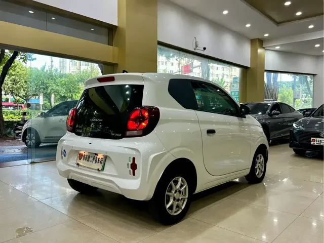 Roewe Kaiwei CLEVER 2022 311km Vitality Bobo Edition — Фото автомобиля 3