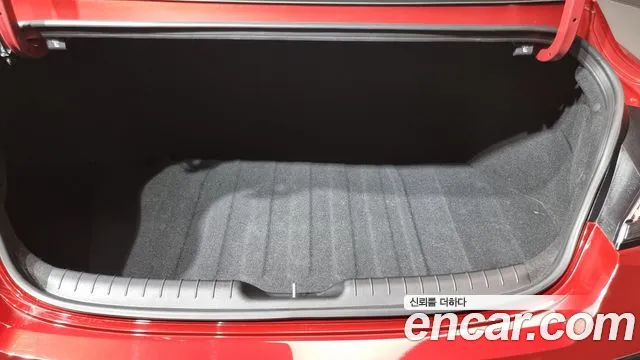 Hyundai Avante CN7 — Фото автомобиля 20