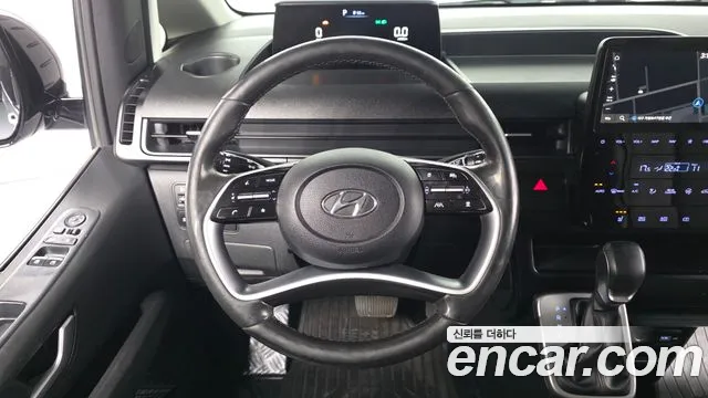 Hyundai Staria — Фото автомобиля 13