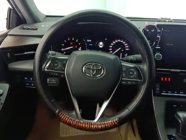 Toyota Avalon — Фото автомобиля 15