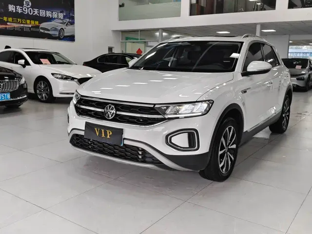 Фотография автомобиля — Volkswagen T-Roc