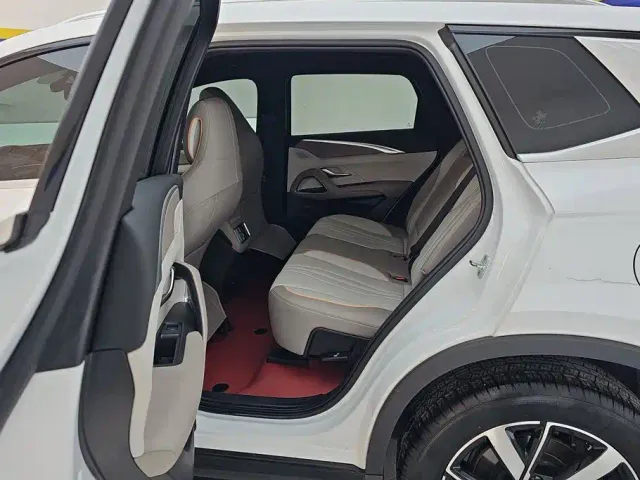 BYD Song Pro — Фото автомобиля 11