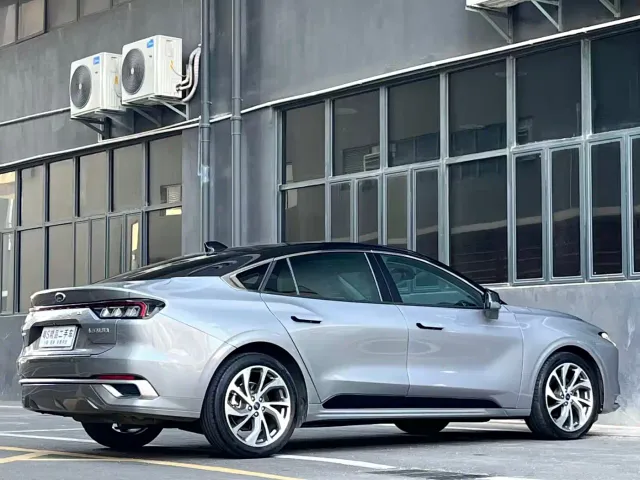 Ford Mondeo — Фото автомобиля 4