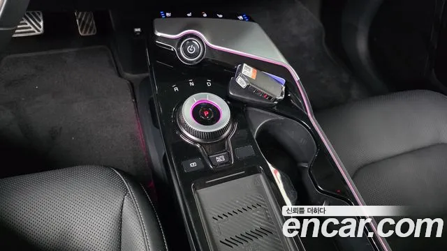 Kia EV6 — Фото автомобиля 8