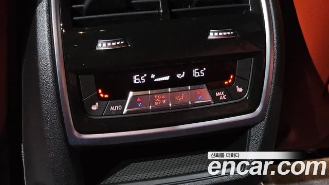 BMW XM — Фото автомобиля 19