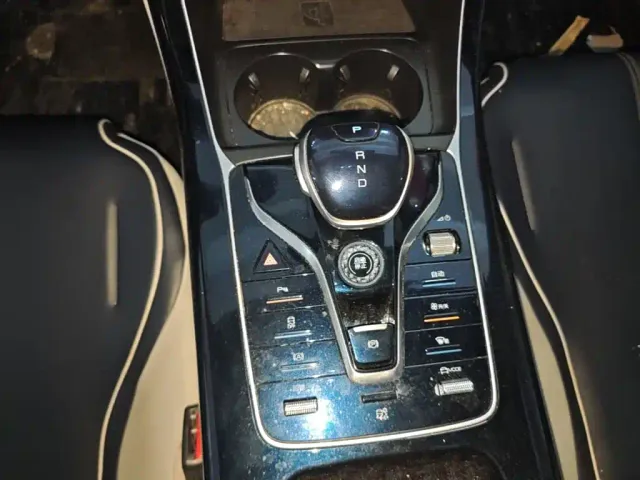 BYD Qin PLUS — Фото автомобиля 13