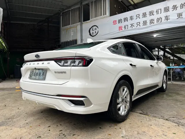 Ford Mondeo — Фото автомобиля 19