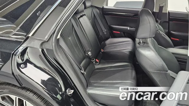 Hyundai Grandeur GN7 — Фото автомобиля 18