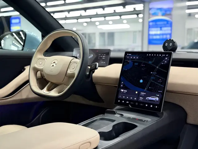 Nio ET5 Touring — Фото автомобиля 11