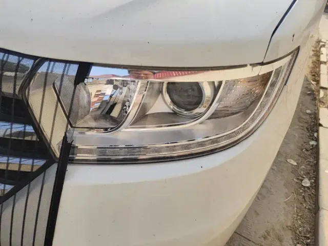 JAC Refine M3 — Фото автомобиля 5