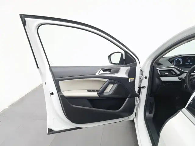 Peugeot Peugeot 408 2022 1.6T Dream Chaser Edition — Фото автомобиля 8