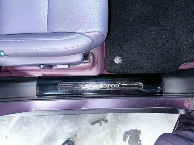 Leapmotor C10 — Фото автомобиля 26