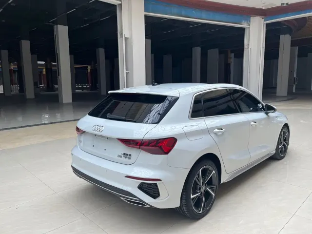 Audi A3 — Фото автомобиля 4