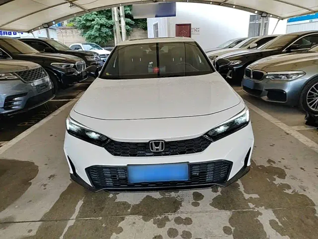 Honda Civic — Фото автомобиля 2